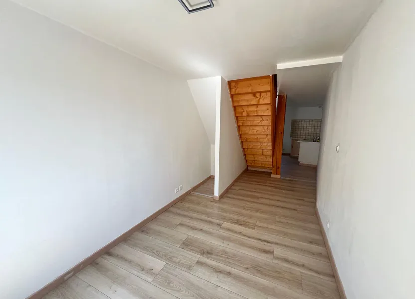 Appartement Rue Louis Pasteur à Laragne-Montéglin