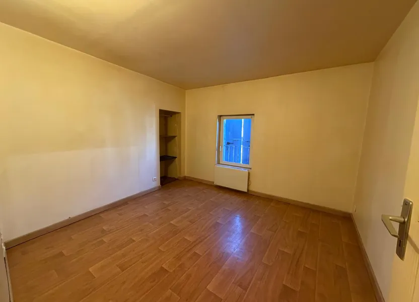 Appartement Rue Louis Pasteur à Laragne-Montéglin