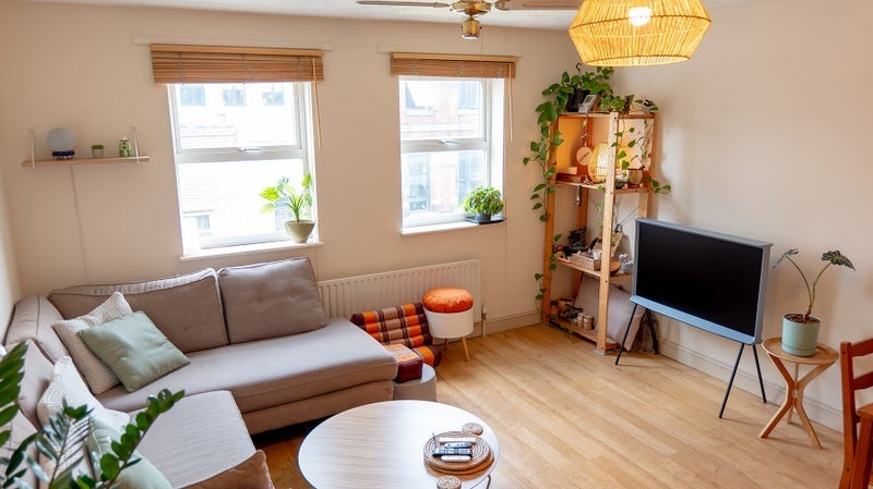 Room Bishops Way in Greater London