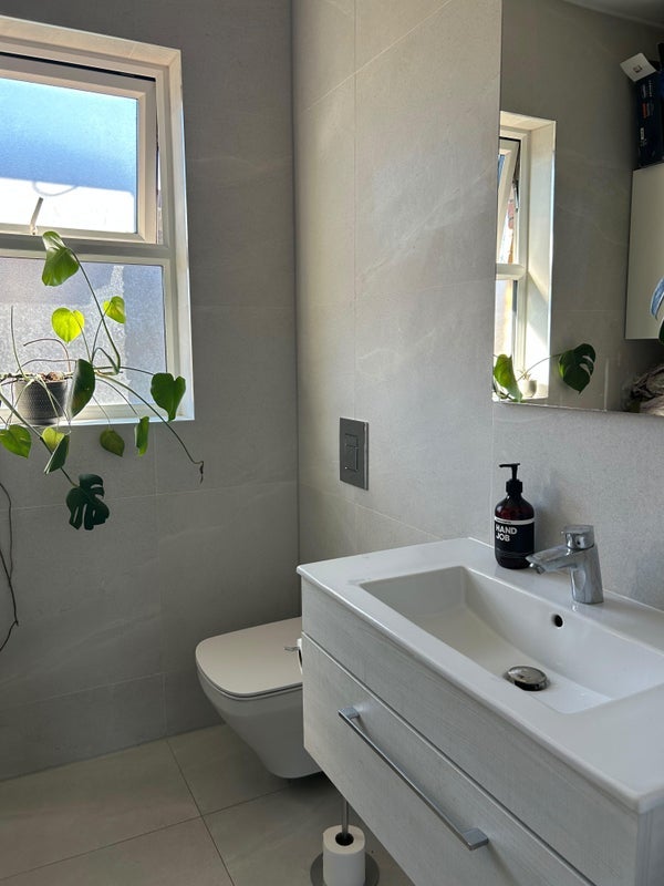 Room Eagle Mews in Greater London