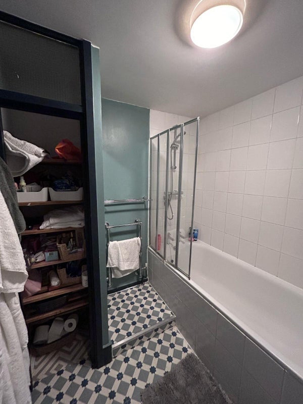 Room Tachbrook Street in City of Westminster