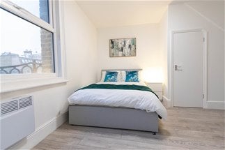 Room Holloway Road in Greater London