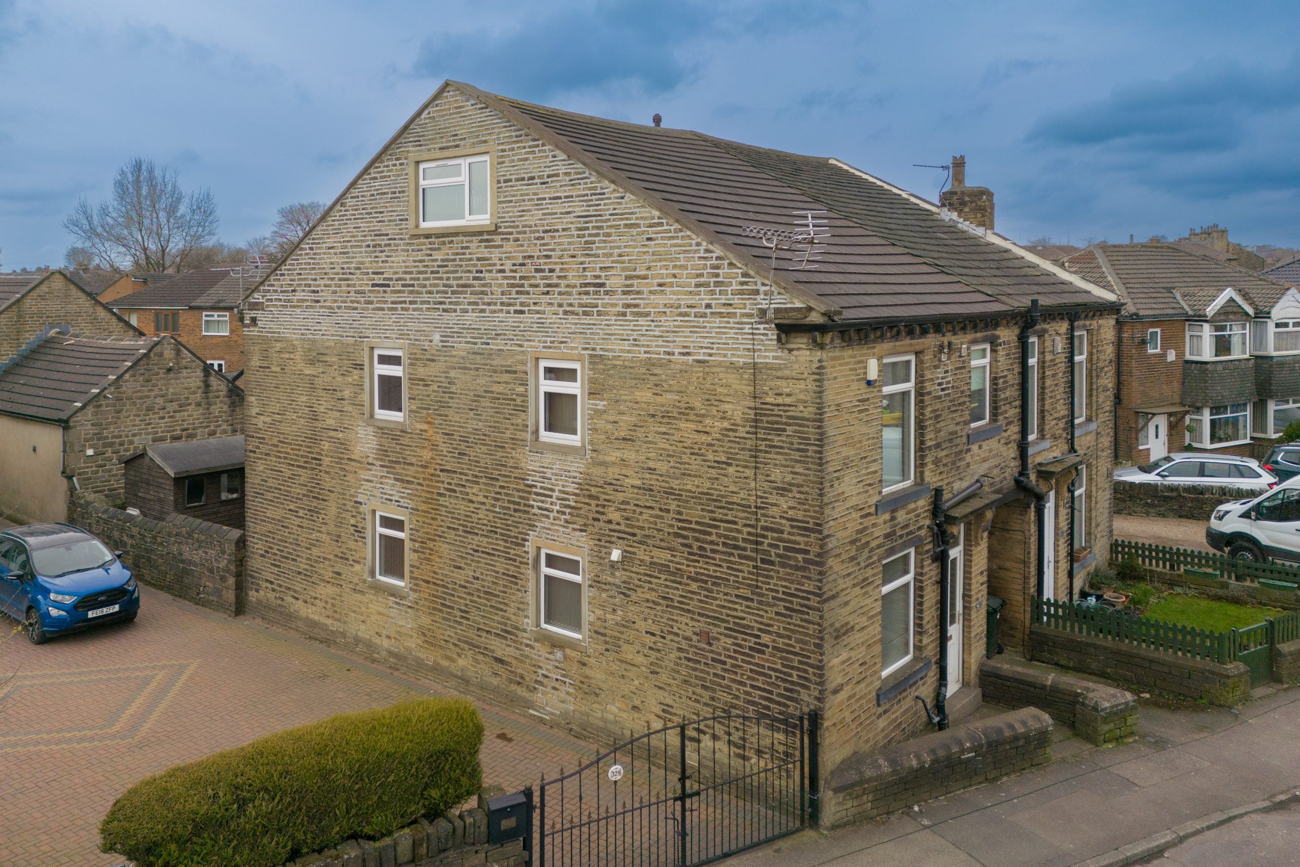 House Beacon Road in Bradford