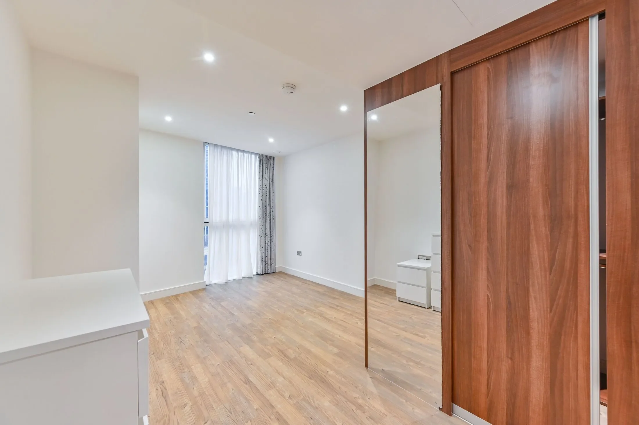 Flat Wandsworth Road in Greater London