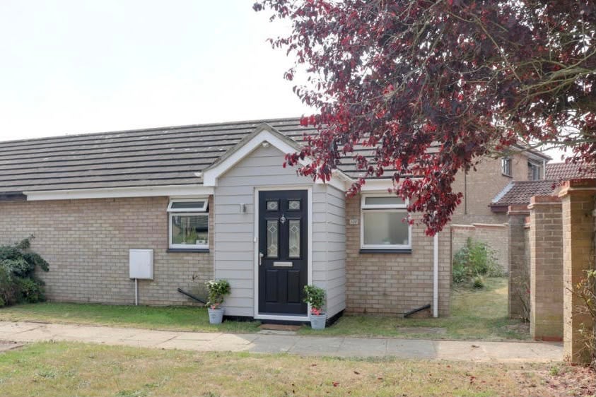 House Faulkeners Way in East Suffolk