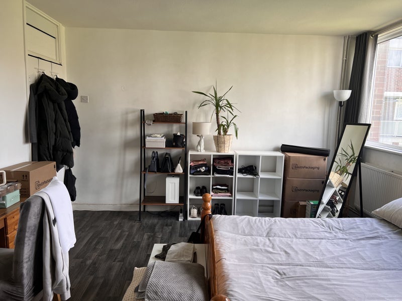 Room Pitfield Street in Greater London