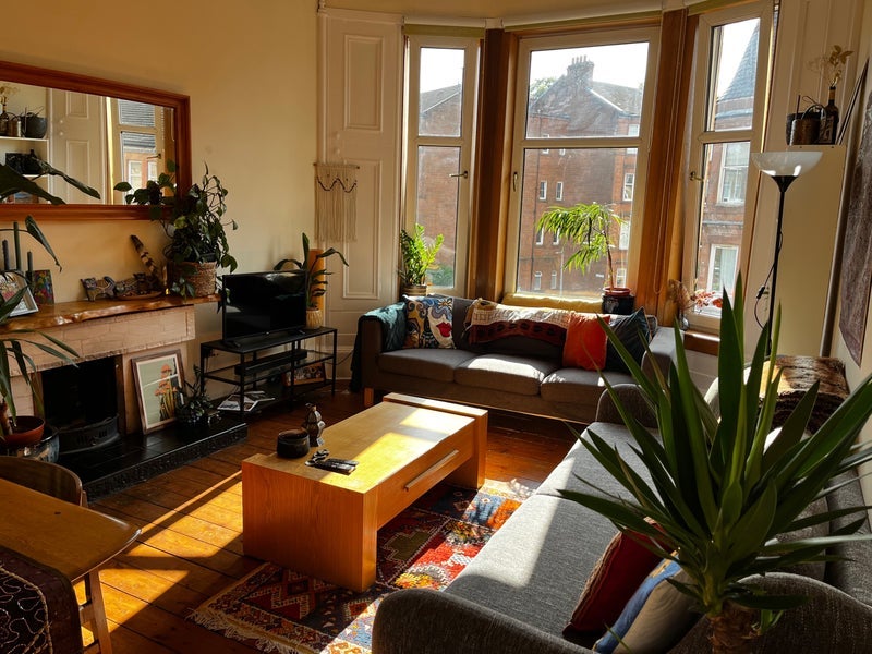 Flat Albert Road in Glasgow