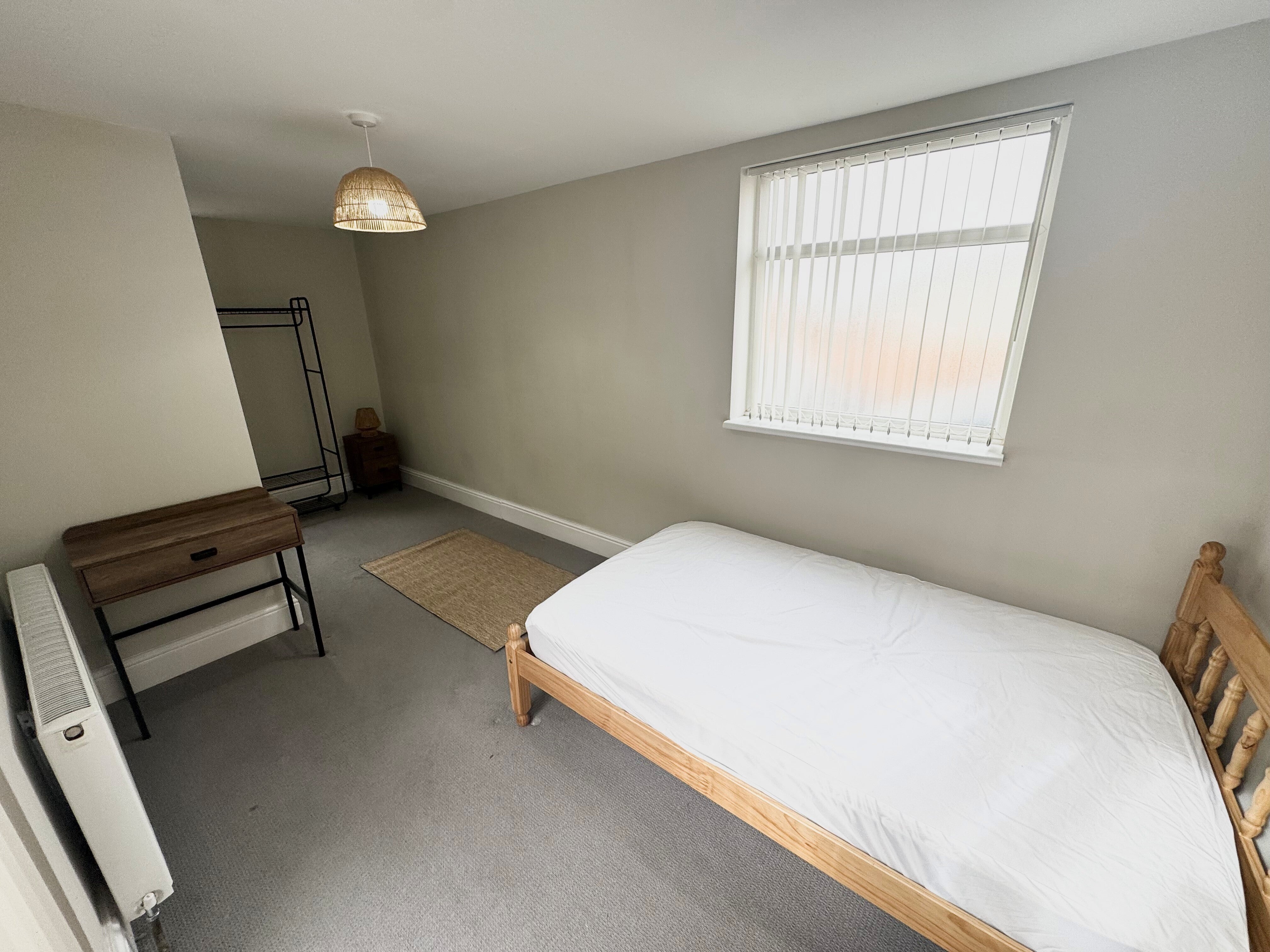 Room Claremont Road in Rugby