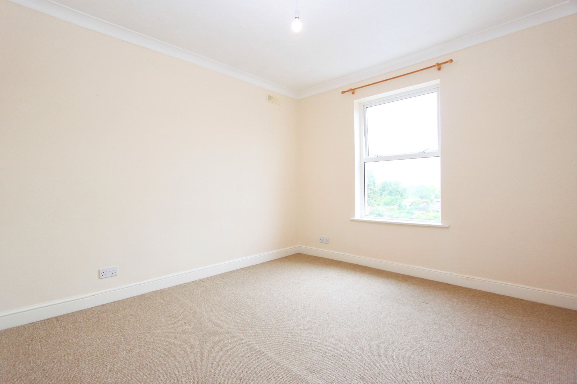 Flat Ladysmith Road in Exeter