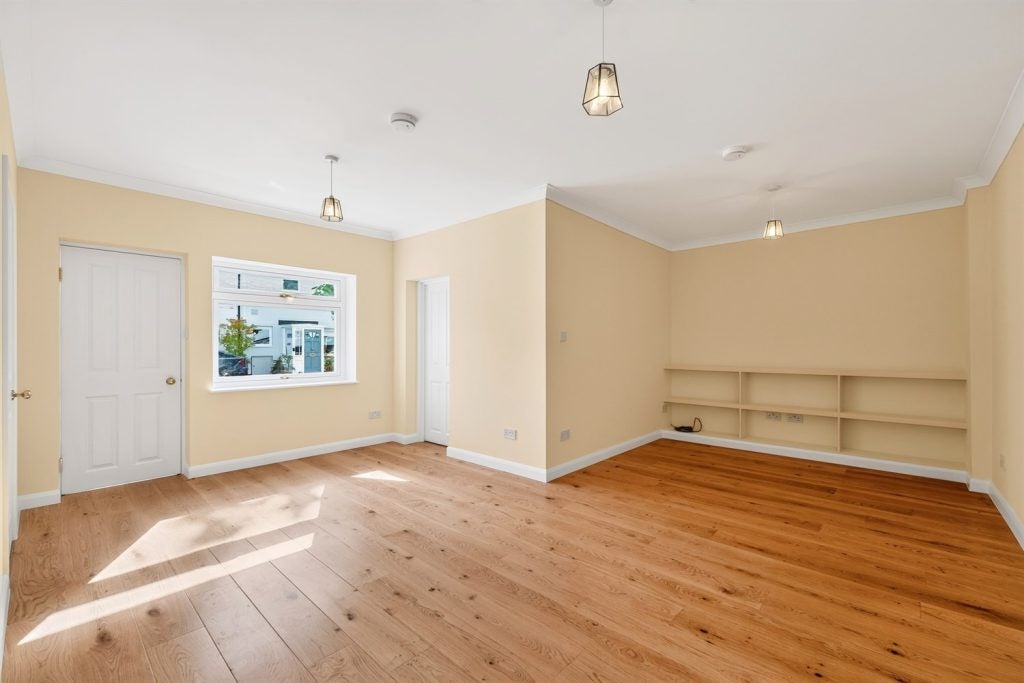 House Hollywood Mews in Greater London