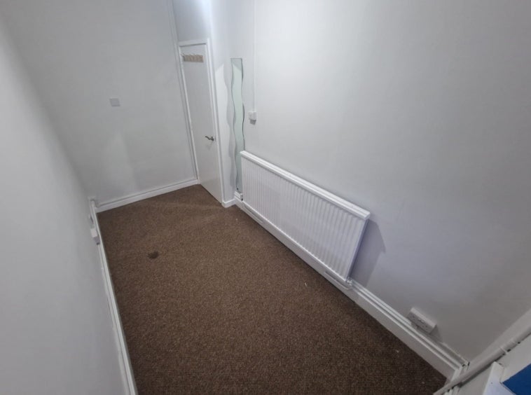 Flat Kimberley Road in Leicester
