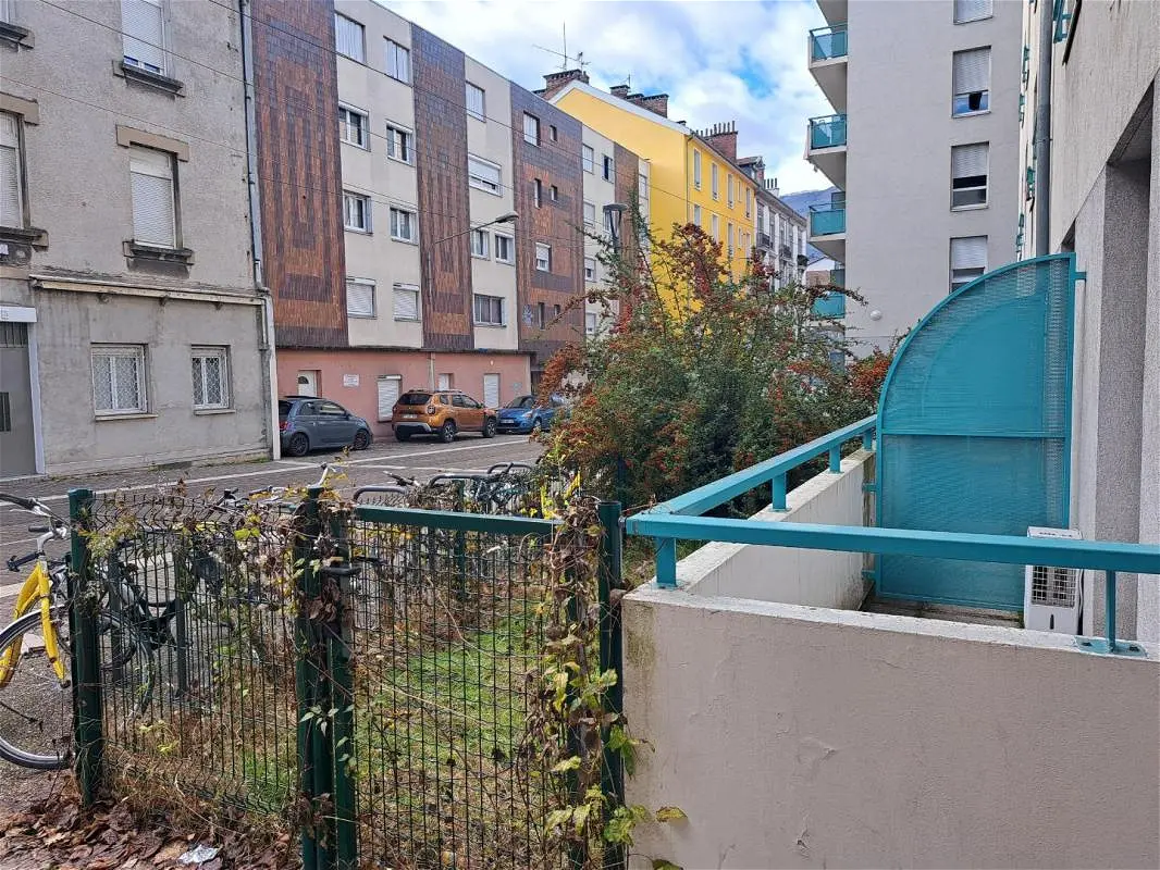Appartement Avenue Aristide Briand à Fontaine