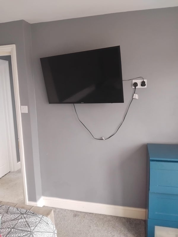 Room Almond Way in Greater London