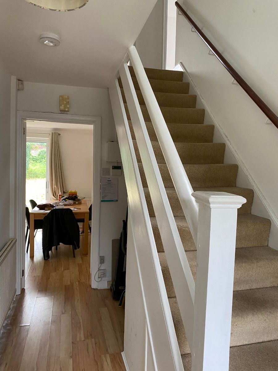 Room Sturgess Avenue in Greater London
