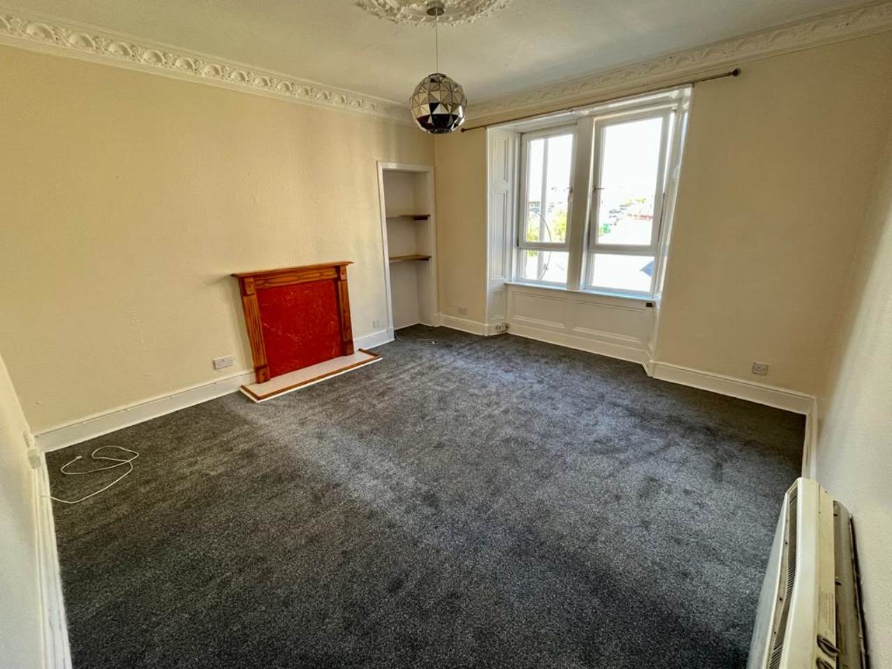 Flat Hilltown in Dundee