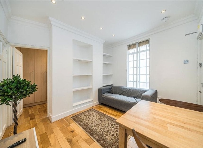 Flat Paul Street in Greater London