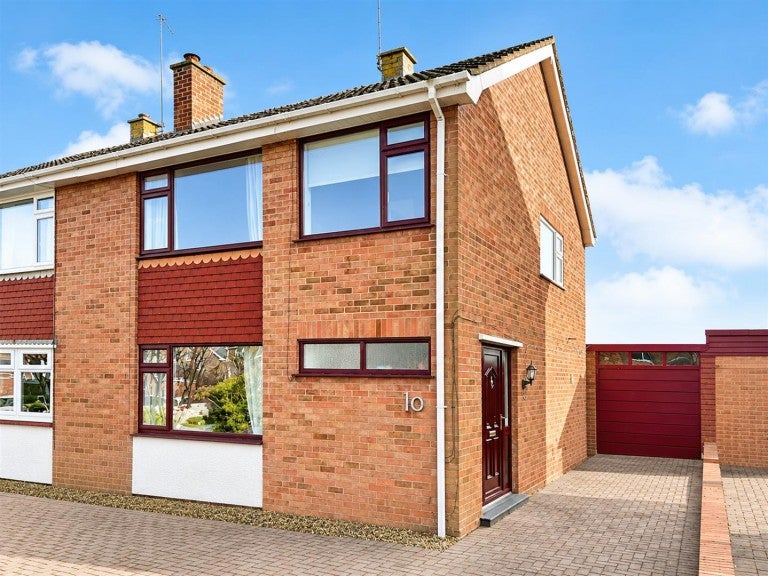 House Huckson Road in Stratford-on-Avon