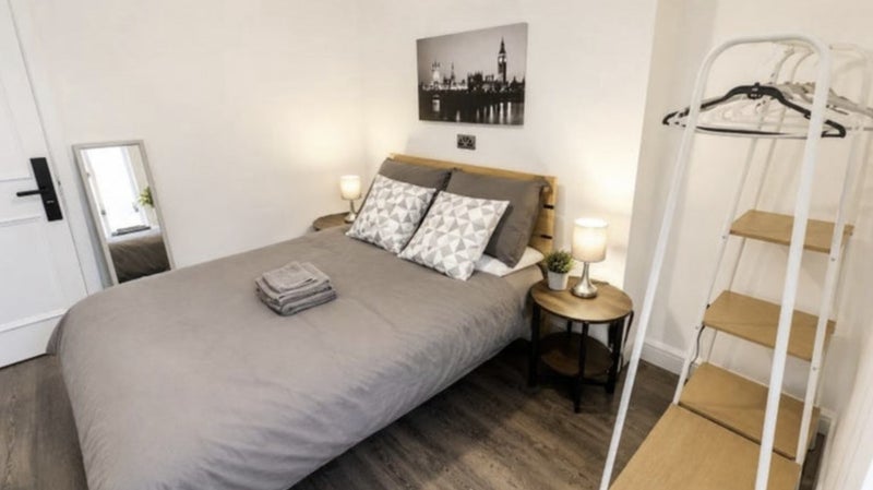 Room Caledonian Road in Greater London