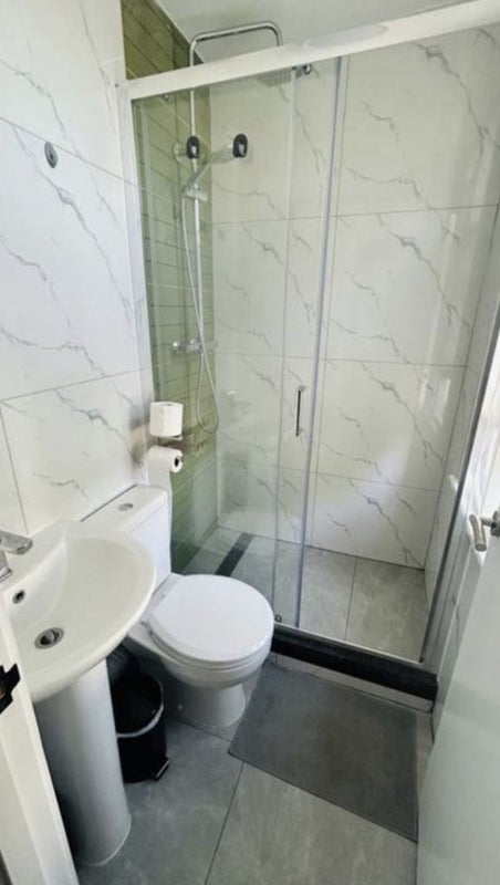 Room Caledonian Road in Greater London