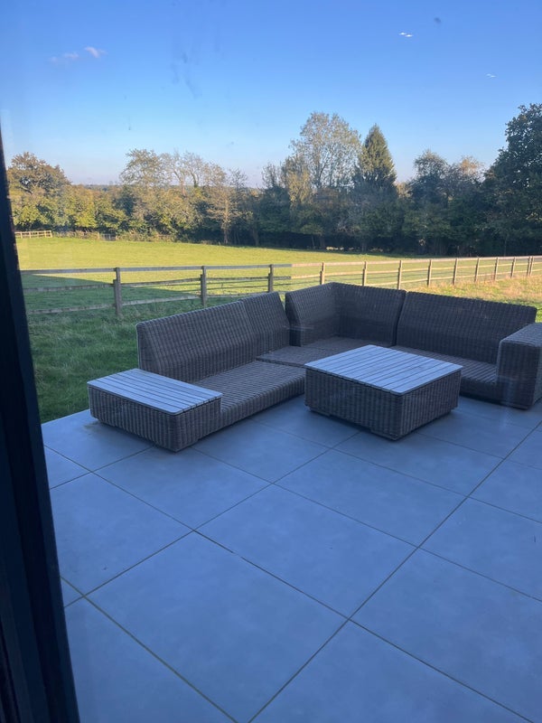 Room Sandhill Lane in Mid Sussex