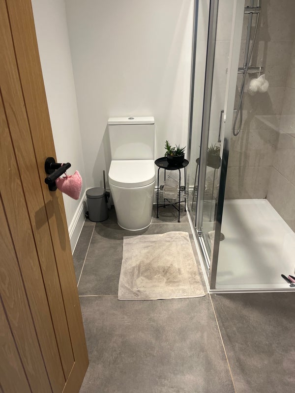 Room Sandhill Lane in Mid Sussex