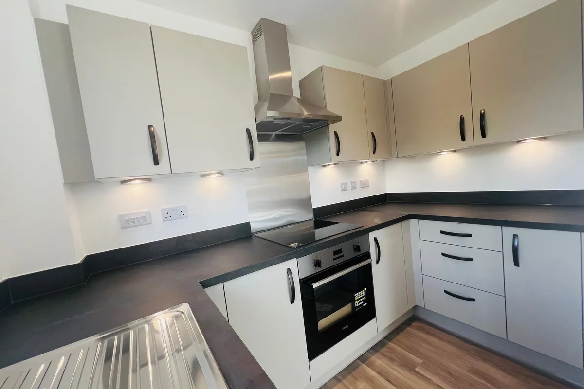 Flat Forlease Road in Maidenhead