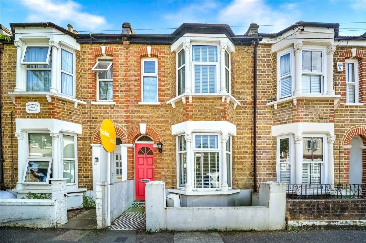 House Downsfield Road in Greater London