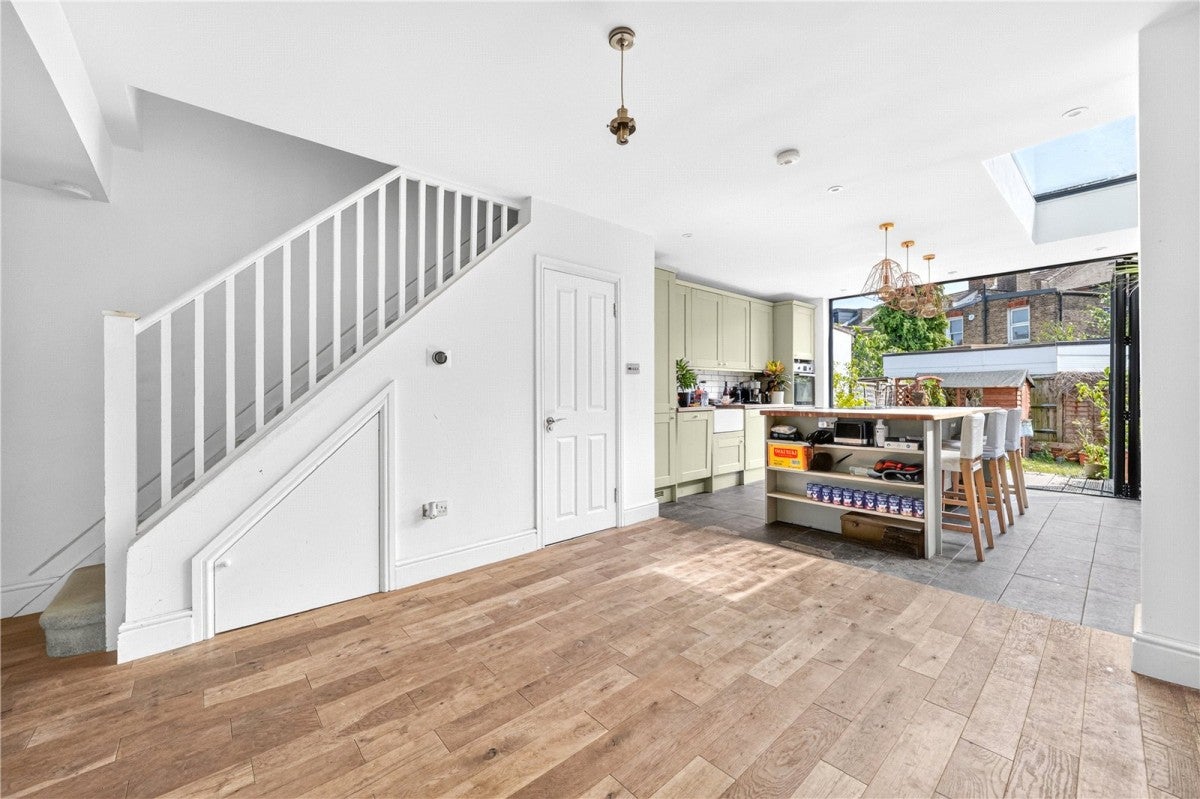 House Downsfield Road in Greater London