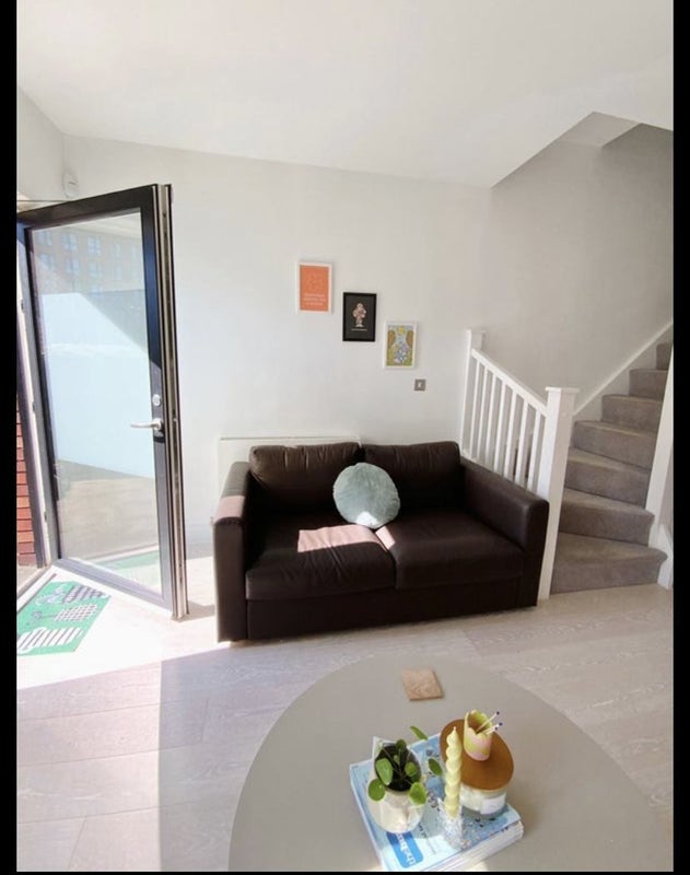 Room Barrow Street in Salford