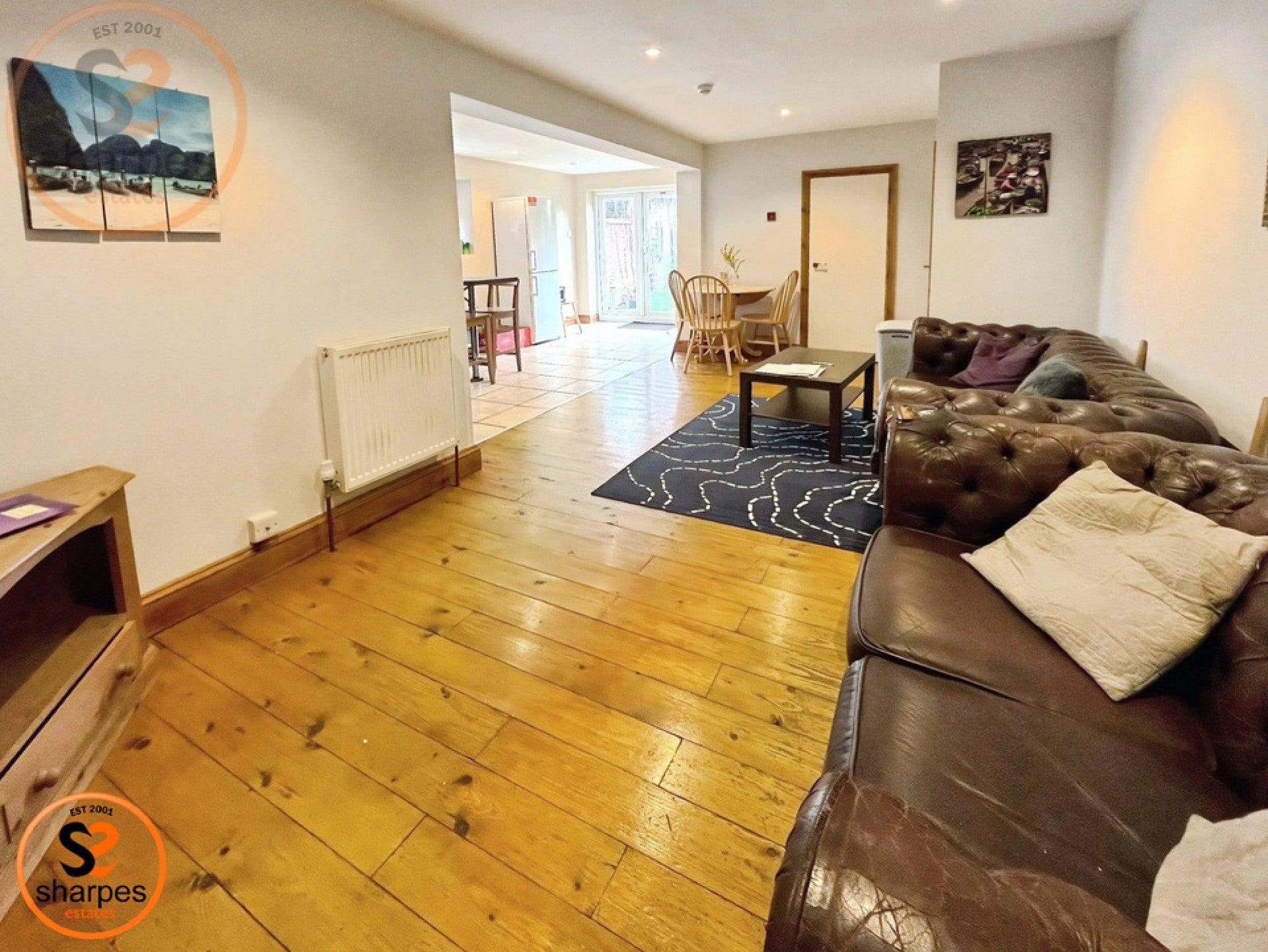 Room Robinson Road in Greater London