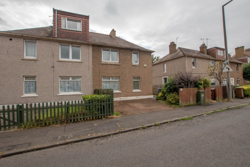 Flat Parkhead Loan in City of Edinburgh