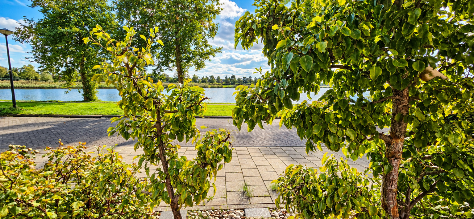 Tussenwoning te koop: Zuiderlicht 161, Heerhugowaard