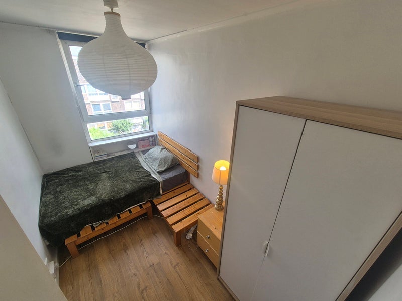 Room Kiln Place in Greater London