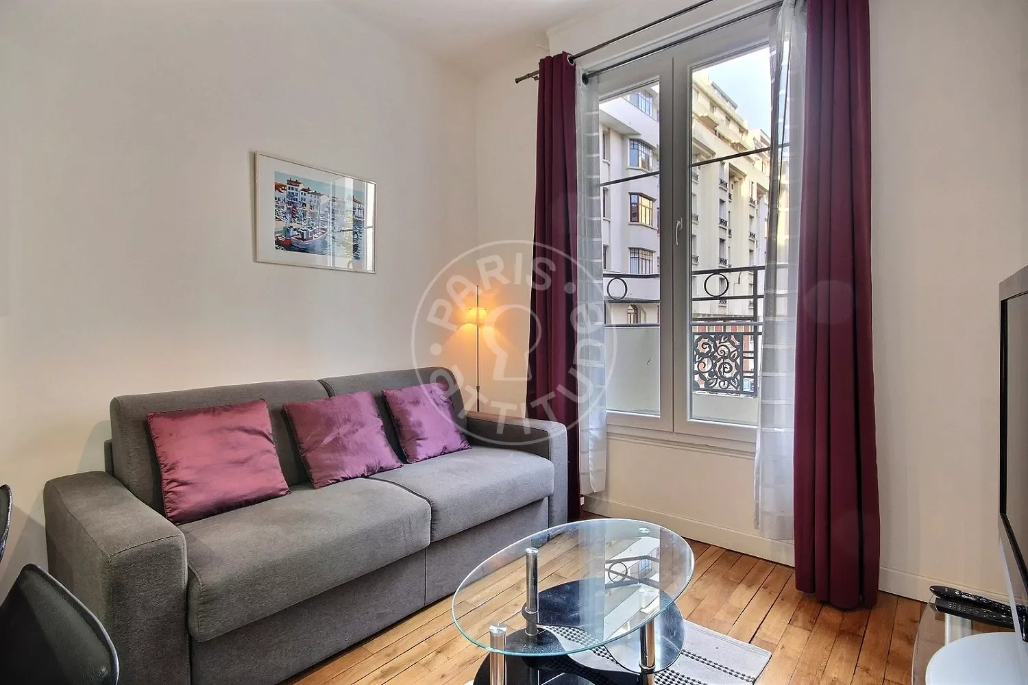 Flat Rue Jacques Mawas in Paris