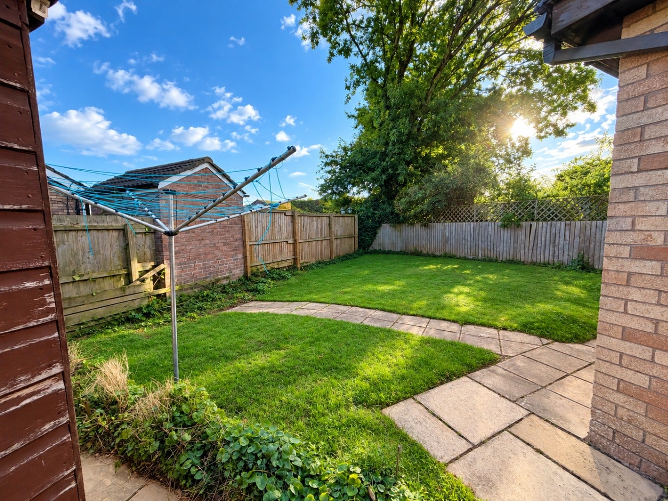 House Jonquil Close in Cardiff