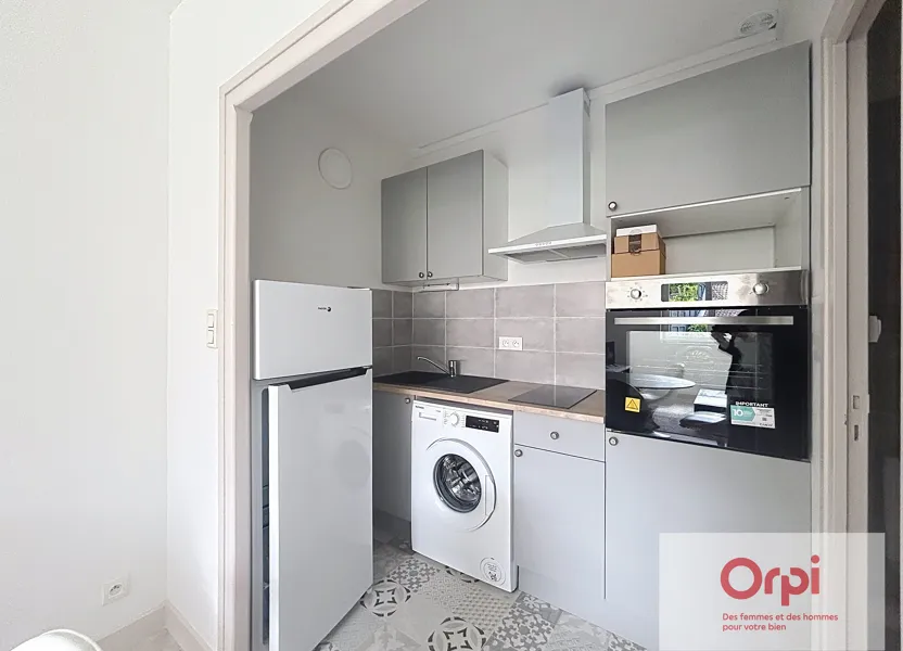 Flat Rue Boisrot Desserviers in Néris-les-Bains