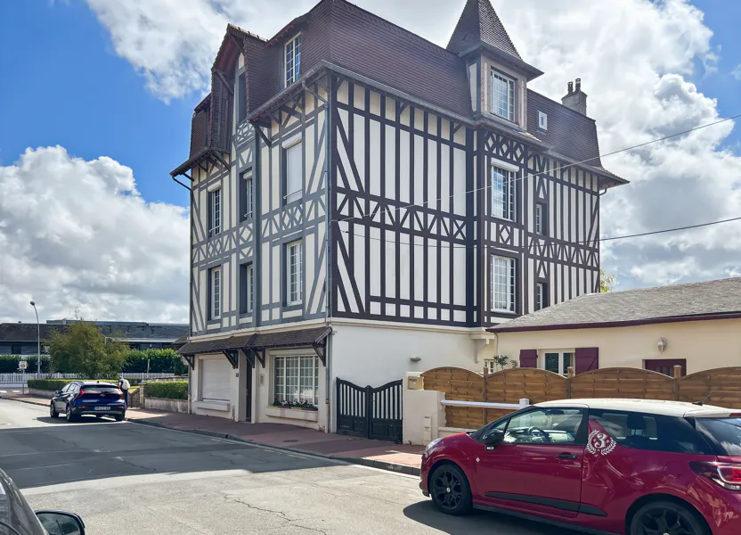 Appartement Avenue Alfred Rousseau à Deauville
