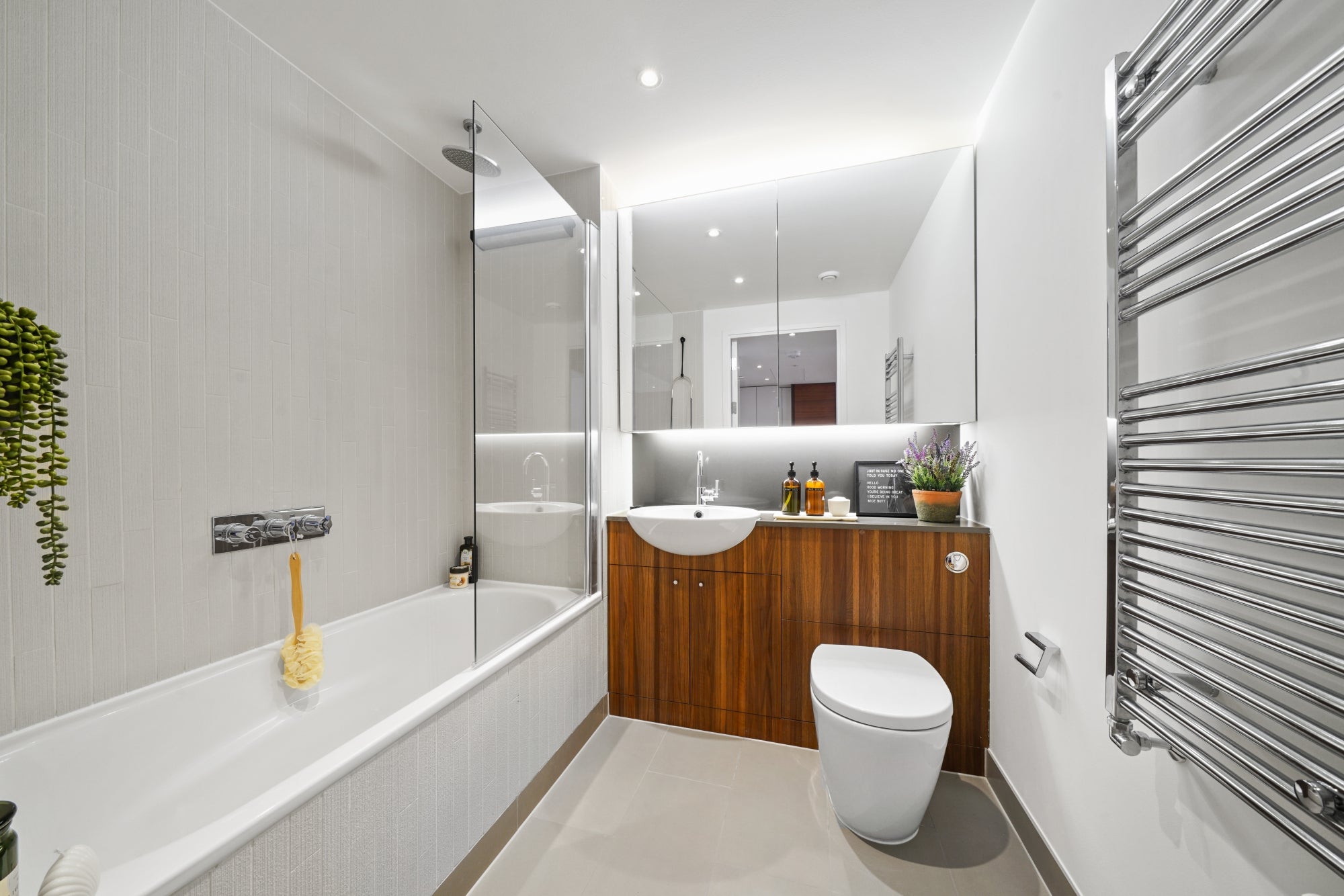 Flat Celebration Avenue in Greater London