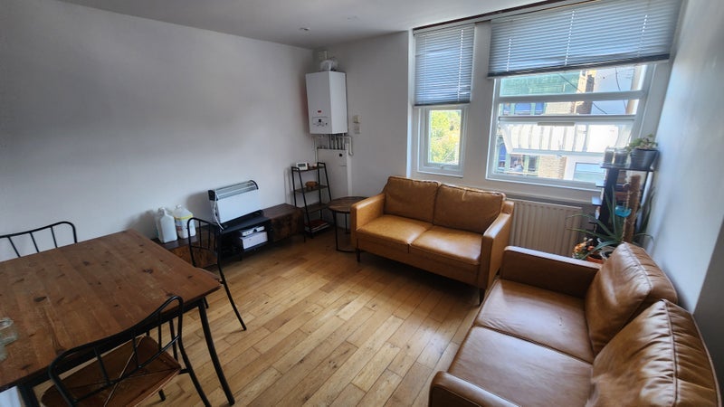 Room Westway in Greater London