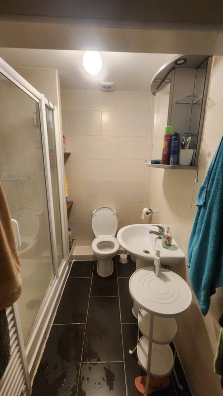 Room Westway in Greater London