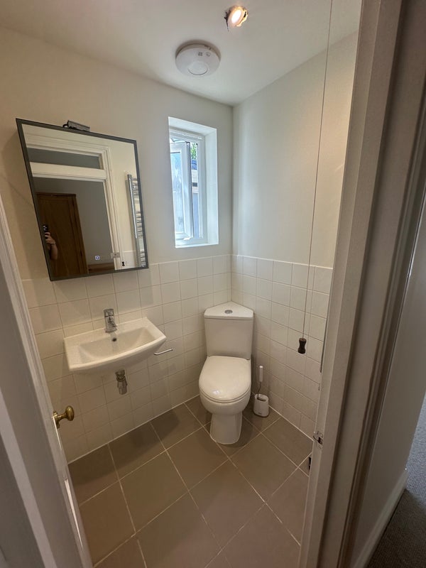 Room Alderney Road in Greater London
