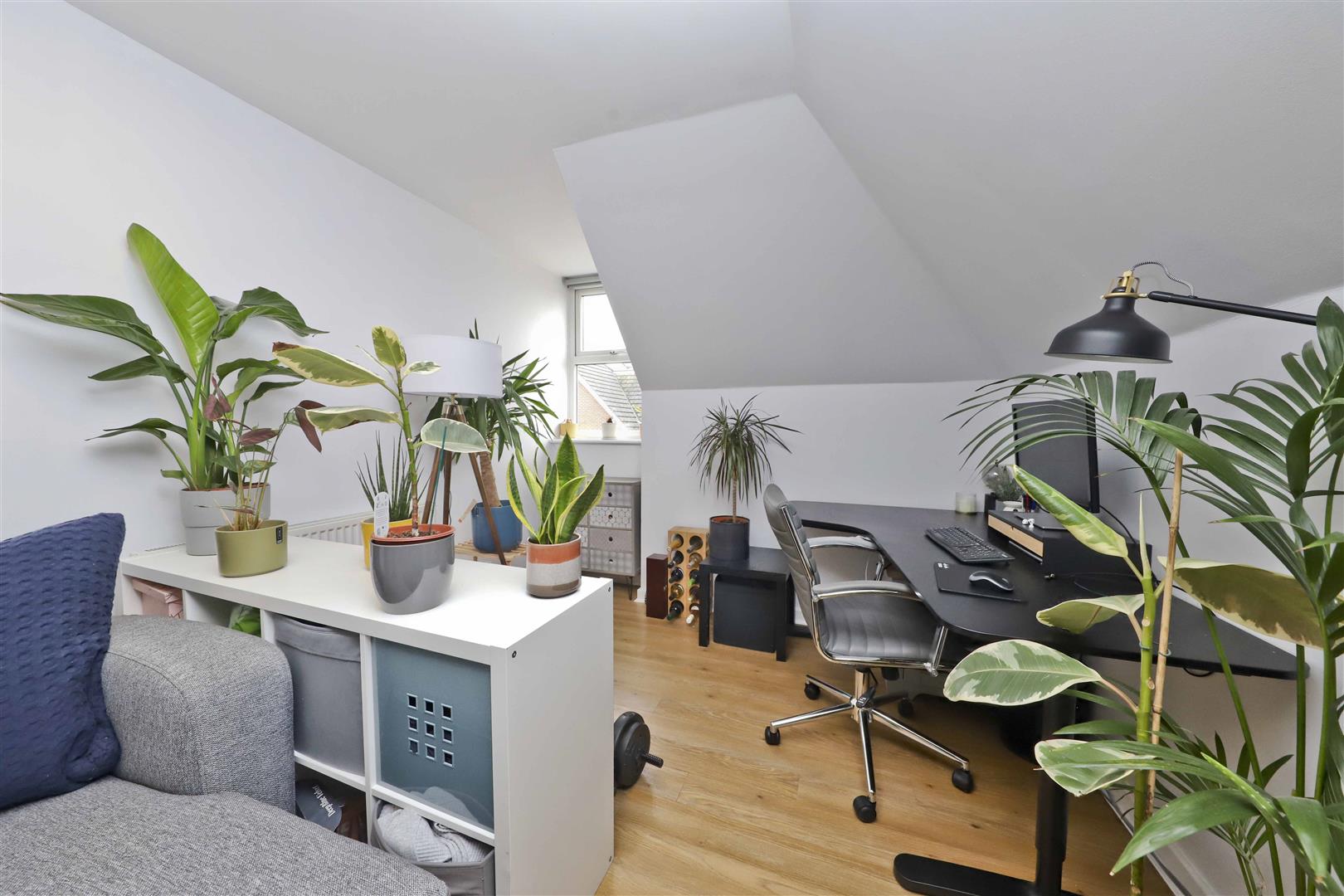 Flat Pembroke Road in London