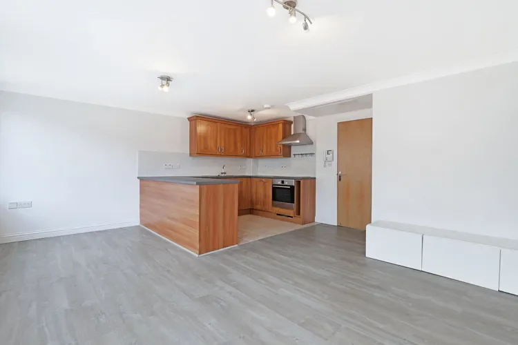 Flat Tallow Close in London