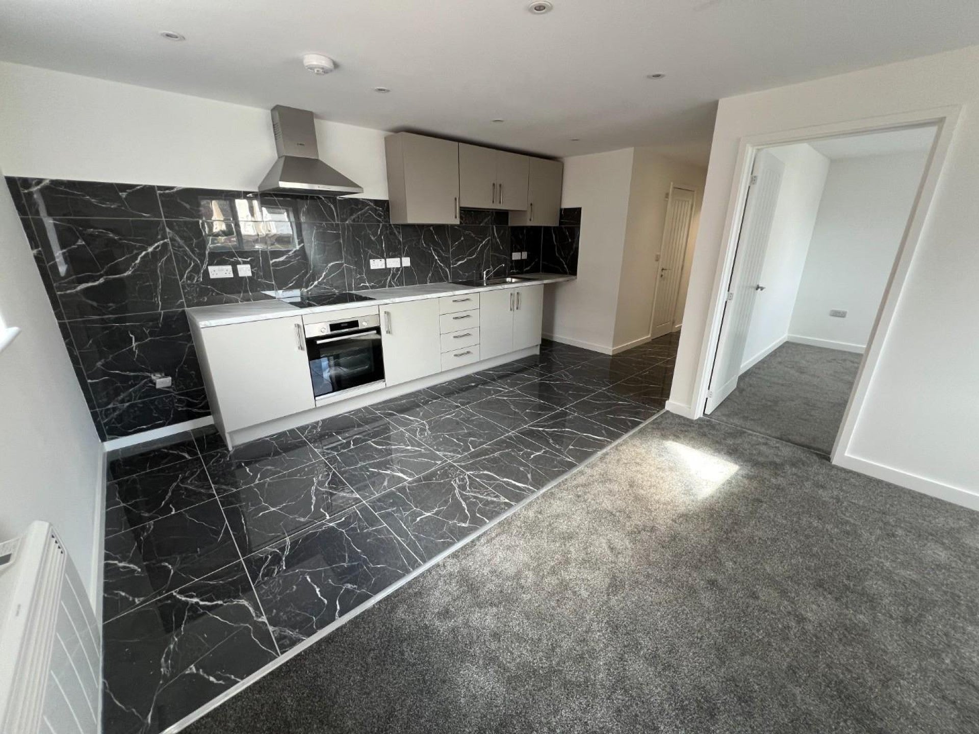 Flat Butterworth Street in Swindon