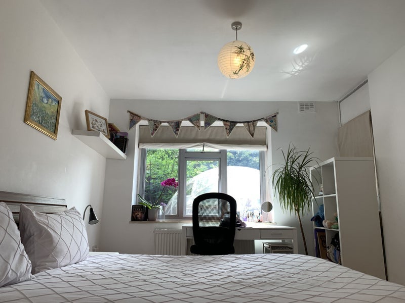 Room Alwyne Square in Greater London