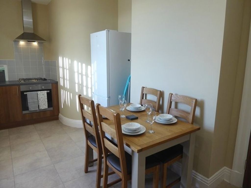 Flat Victoria Road in Barrow-in-Furness