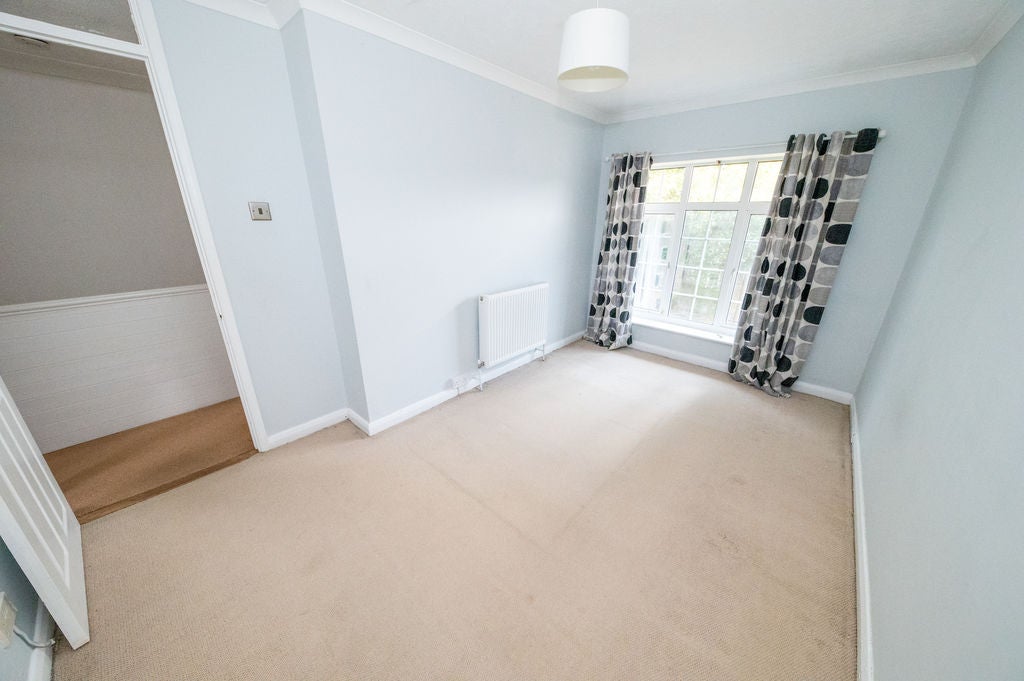 House Holman Close in Havant