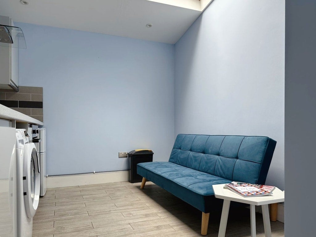 Flat Ullswater Crescent in Greater London