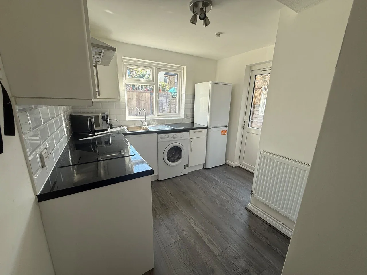 Flat Granleigh Road in Greater London
