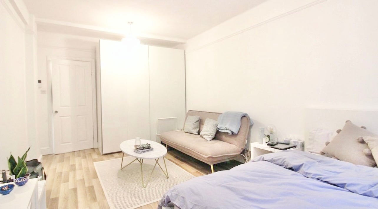 Flat Gloucester Place in City of Westminster